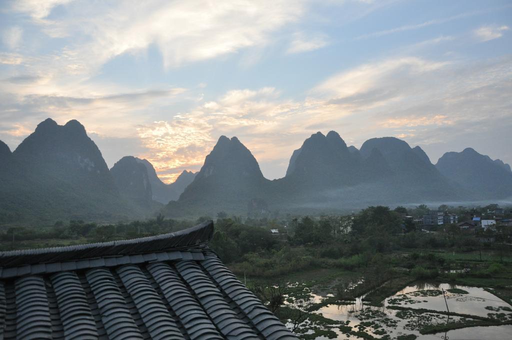 Yangshuo Mountain Nest Boutique Hotel Ruang foto